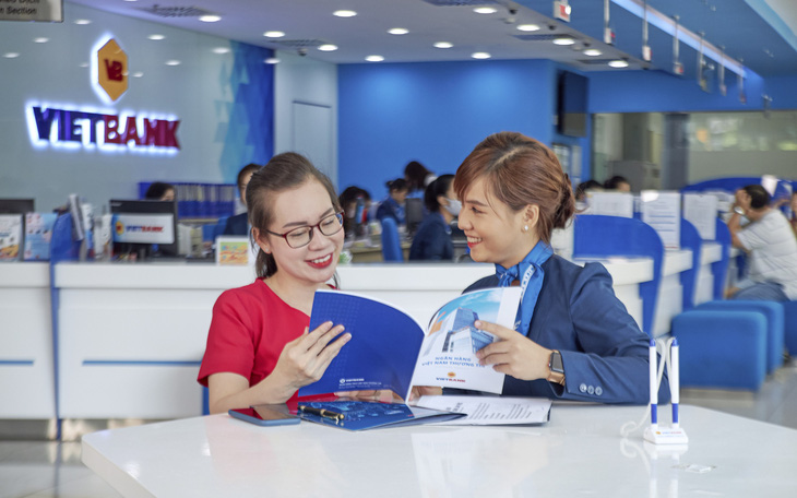 Vietbank tăng lãi suất và tặng quà cho khách hàng gửi tiết kiệm