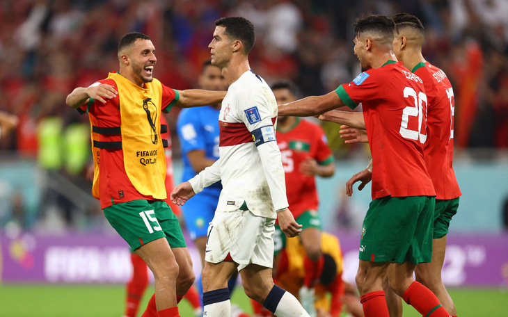 Thắng Bồ Đào Nha, Morocco là đội châu Phi đầu tiên vào bán kết World Cup