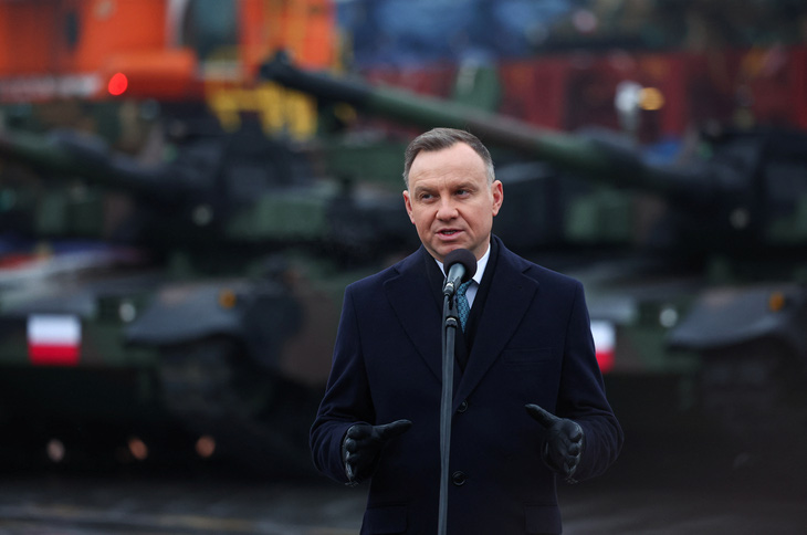 Ba Lan nói NATO sẽ không đối xử với Nga như cách Nga đối xử với hàng xóm - Ảnh 1.
