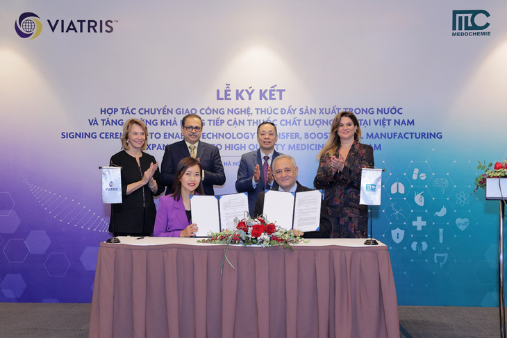 Viatris tăng cường cam kết tại Việt Nam, ký kết hợp tác với Medochemie - Ảnh 1.