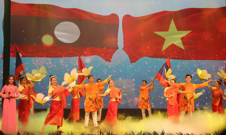 12 giải nhất thi Tìm hiểu lịch sử quan hệ đặc biệt Việt Nam - Lào, Lào - Việt Nam - Ảnh 3.