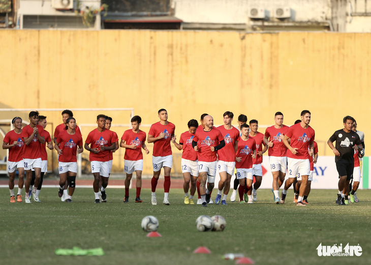 Đối đầu tuyển Việt Nam, Philippines có 6 cầu thủ thi đấu ở nước ngoài - Ảnh 6.