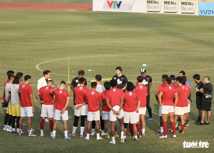 Đối đầu tuyển Việt Nam, Philippines có 6 cầu thủ thi đấu ở nước ngoài - Ảnh 1.