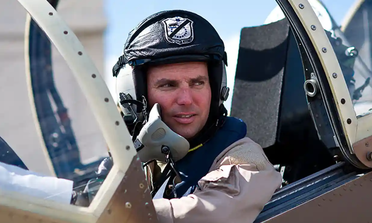 Mỹ yêu cầu Úc dẫn độ cựu phi công huấn luyện quân sự cho Trung Quốc - Ảnh 1.