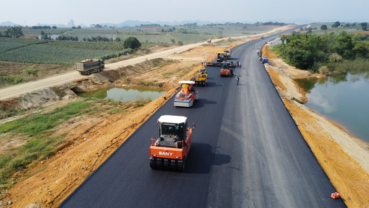 Lùi thời gian hoàn thành dự án cao tốc Mai Sơn - quốc lộ 45 - Ảnh 1.