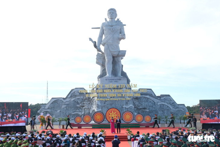 Khánh thành tượng đài NTrang Lơng sau 7 năm xây dựng - Ảnh 1.