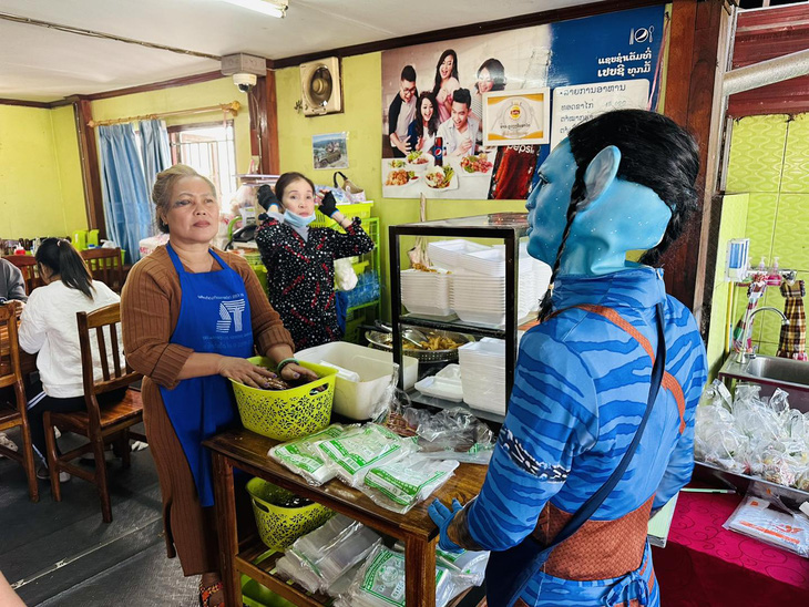 Avatar đời thực: Người Navi rửa chén ở Thái Lan - Ảnh 4.