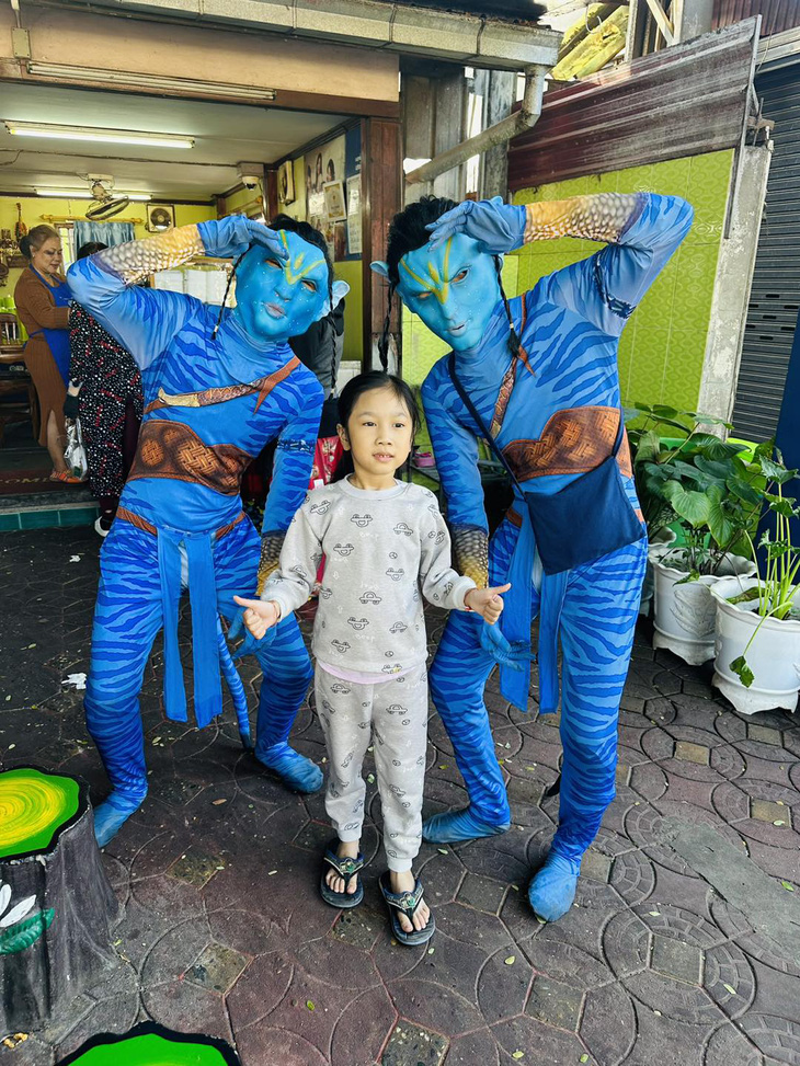 Avatar đời thực: Người Navi rửa chén ở Thái Lan - Ảnh 8.