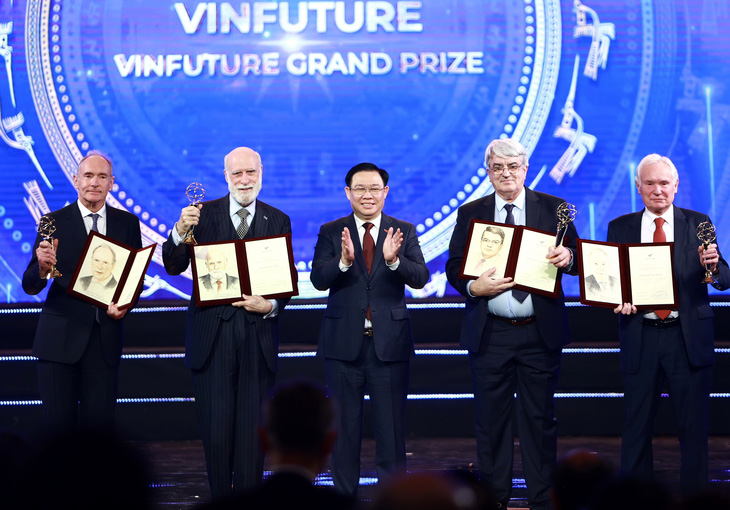 VinFuture 2022: Tôn vinh sứ mệnh khoa học phụng sự nhân loại - Ảnh 1.