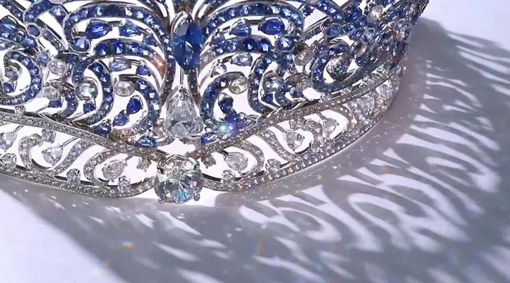 Lộ diện vương miện 142 tỉ đồng nạm 993 viên đá quý của Miss Universe 2022 - Ảnh 3.