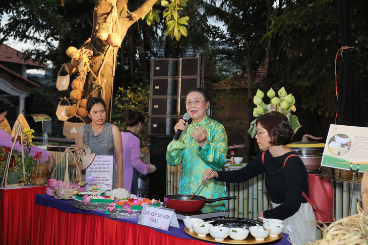 Công bố hành trình tìm kiếm giá trị văn hóa ẩm thực Việt Nam - Ảnh 2.