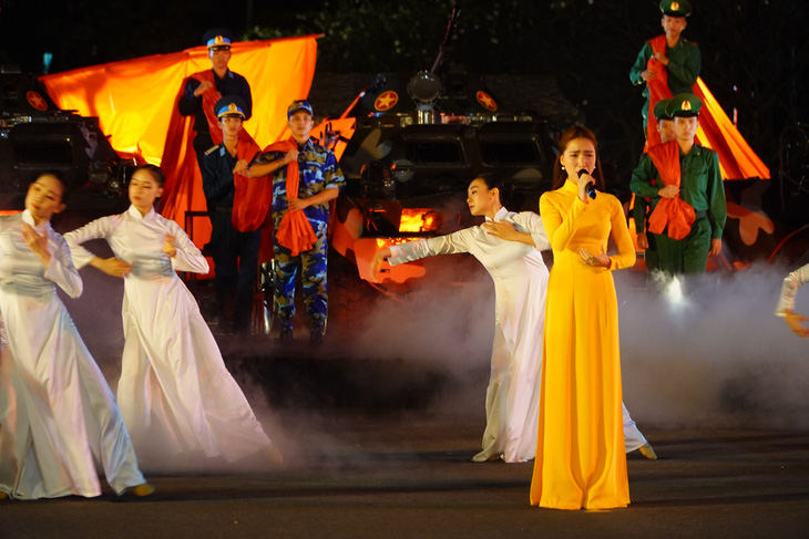 Đông Nhi, Hòa Minzy, nhóm MTV… hát về người chiến sĩ - Ảnh 3.