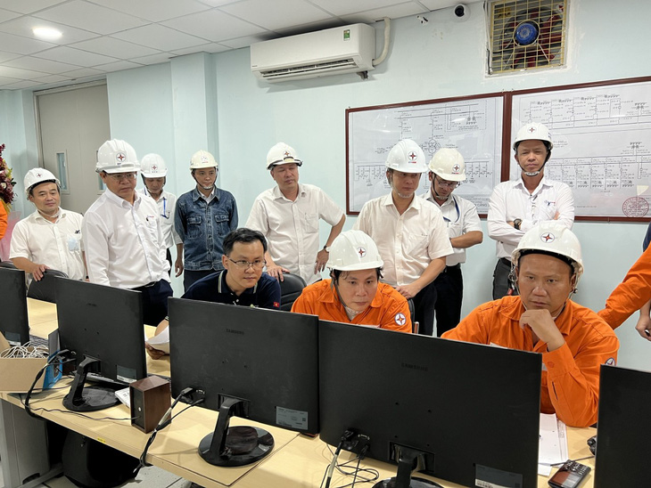 EVNHCMC đóng điện thành công Trạm 220/110kV Tân Cảng - Ảnh 2.