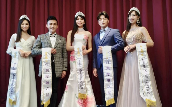 Hề hước như chọn người đẹp dự thi hoa hậu bằng tú cầu ở Đài Loan
