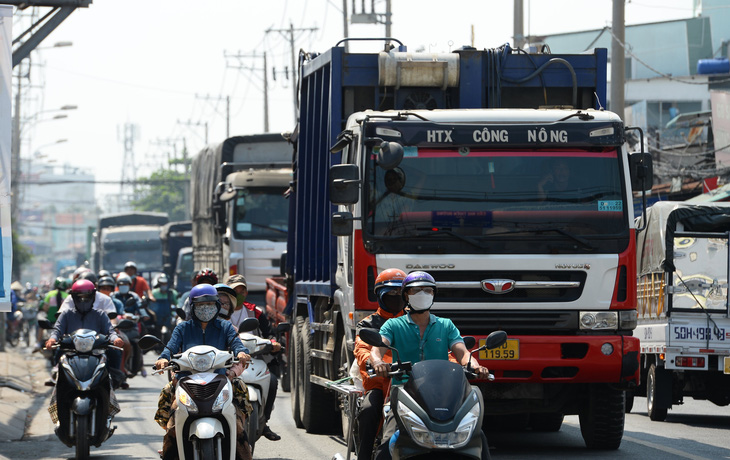 TP.HCM khởi công 4 gói thầu mở rộng quốc lộ 50 cuối tháng 12 - Ảnh 2.