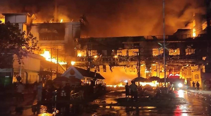 Giới chức Campuchia: Có nhiều nạn nhân người nước ngoài trong vụ cháy casino - Ảnh 1.