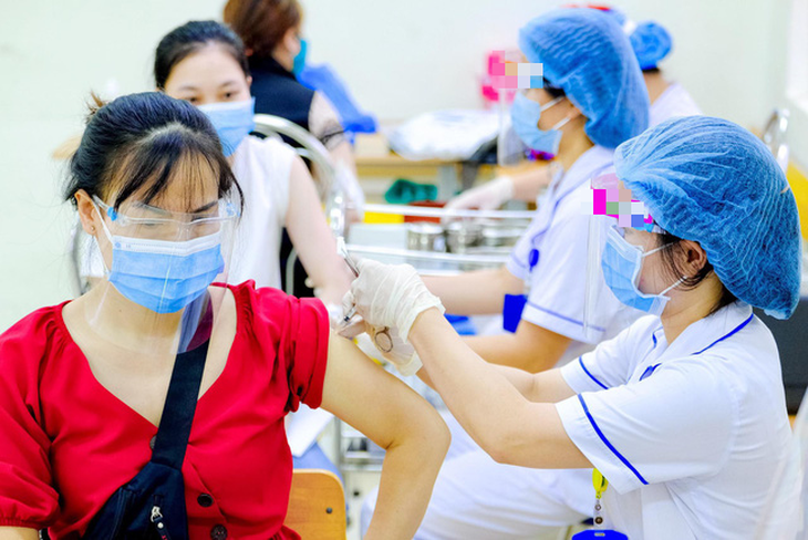 Nhiều gói thầu do Tài Lộc cung cấp cho bệnh viện có dấu hiệu lợi dụng dịch bệnh nâng giá - Ảnh 1.