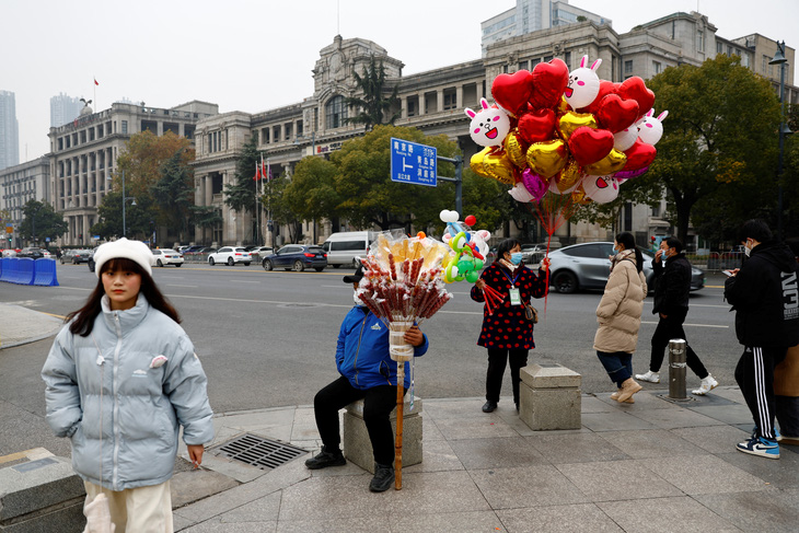 Đón năm mới 2023 ở Trung Quốc thời giảm cấp chống dịch - Ảnh 6.