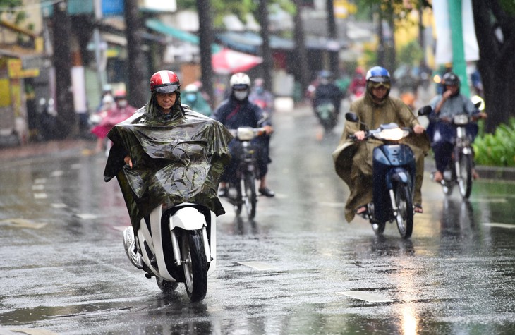 Thời tiết hôm nay 6-12: Bắc Bộ trời lạnh, hửng nắng, Nam Bộ mưa rào về chiều - Ảnh 1.