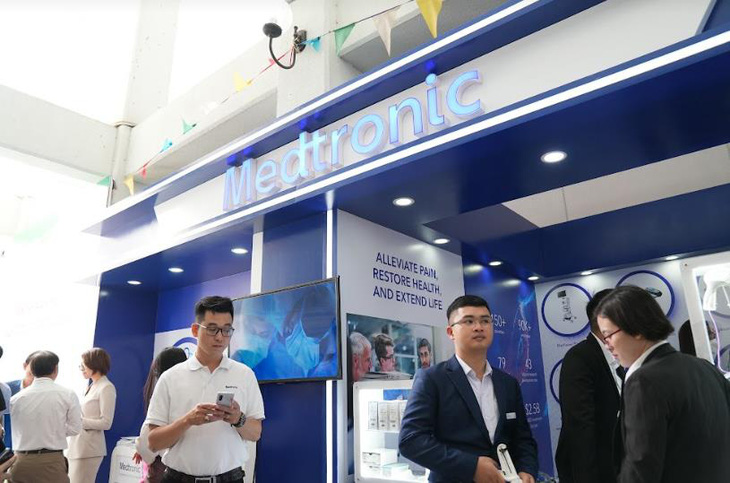 Medtronic Việt Nam đồng hành hội nghị Phẫu thuật đại trực tràng - Ảnh 3.