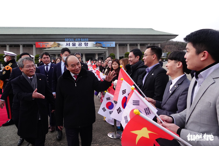 Bộ trưởng Ngoại giao: Nem, phở, áo dài - kim chi, Kpop đã thân quen với người dân Việt - Hàn - Ảnh 5.