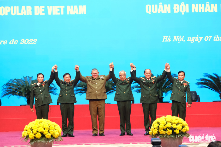 Ba đại tướng Quân đội nhân dân Việt Nam nhận Huân chương Playa Girón của Nhà nước Cuba - Ảnh 4.