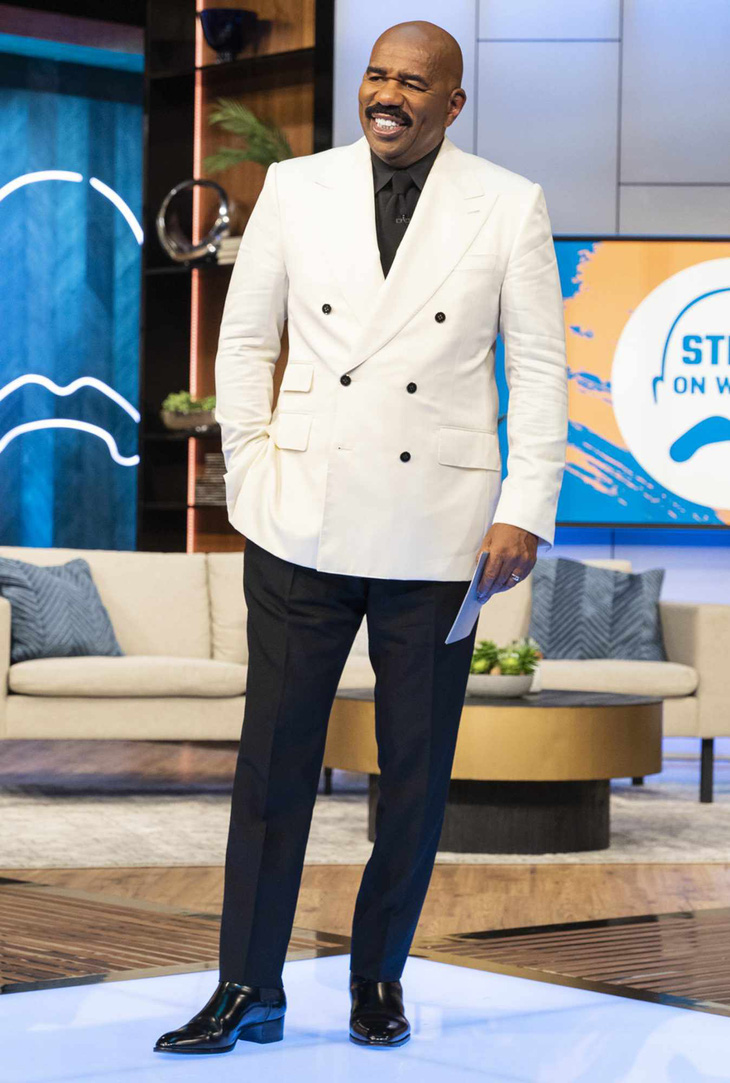 MC Steve Harvey chính thức tạm biệt Miss Universe - Ảnh 1.