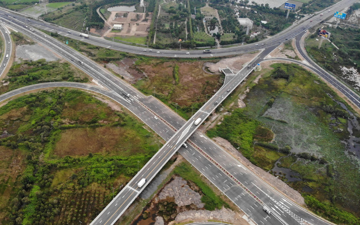 Cần điều chỉnh gì trên cao tốc Trung Lương - Mỹ Thuận?