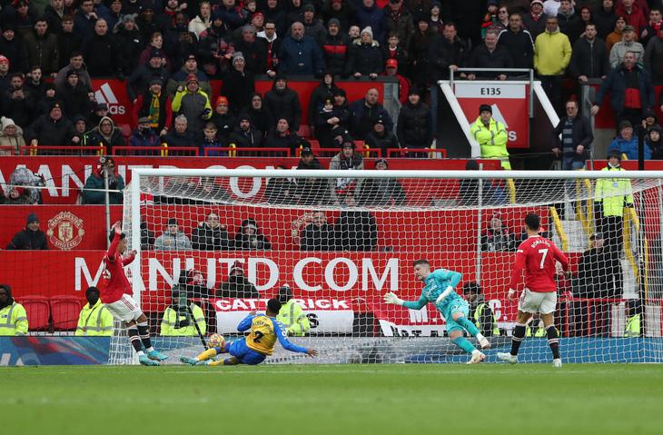 Ronaldo tịt ngòi trận thứ 6 liên tiếp, Man Utd bị chia điểm ở Old Trafford - Ảnh 2.