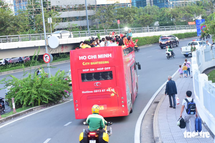 Chủ tịch UBND TP.HCM Phan Văn Mãi: ‘Tôi nghĩ trước đây chúng ta nhìn bóng đá nữ chưa được công bằng - Ảnh 13.