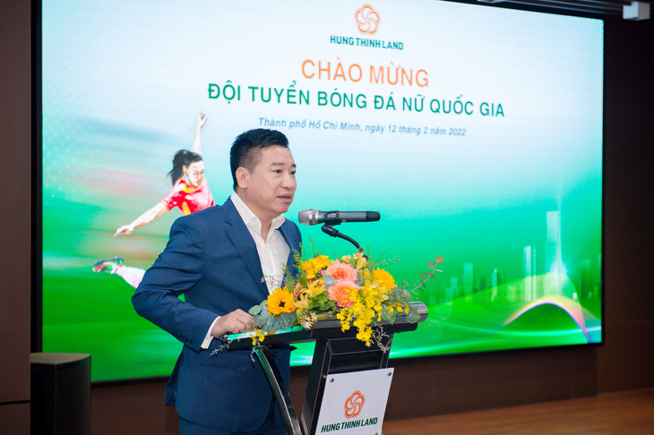 Hưng Thịnh Land trao thưởng 2 tỷ đồng cho đội tuyển bóng đá nữ quốc gia Việt Nam - Ảnh 2.