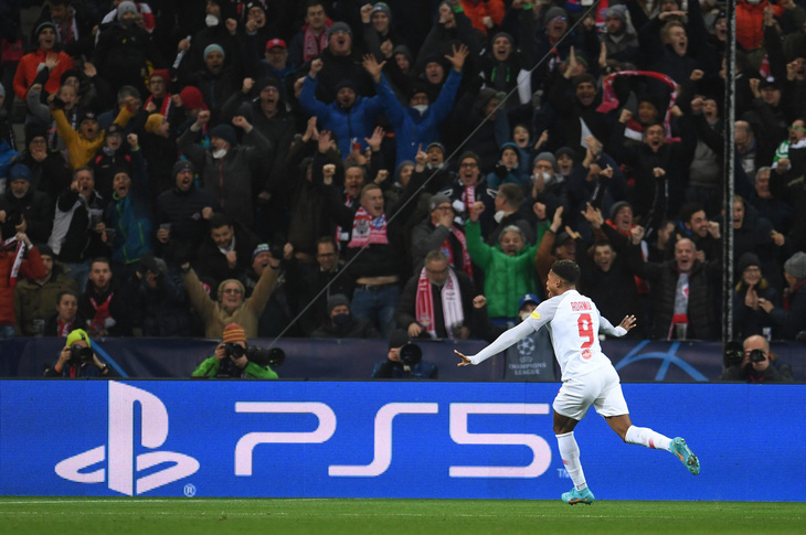 Coman ‘nổ súng’ giải cứu Bayern Munich ở phút 90 - Ảnh 1.