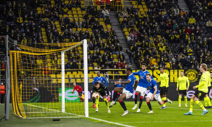 Ghi 4 bàn trong 16 phút, Rangers có chiến thắng gây sốc trước Dortmund - Ảnh 2.