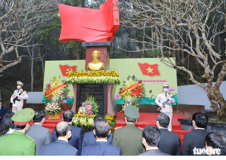 Long trọng tổ chức lễ kỷ niệm 75 năm ngày Bác Hồ lần đầu tiên về thăm Thanh Hóa - Ảnh 1.