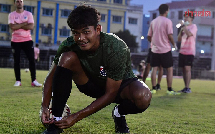 Tiền đạo tuyển U23 Thái Lan Teerasak: 