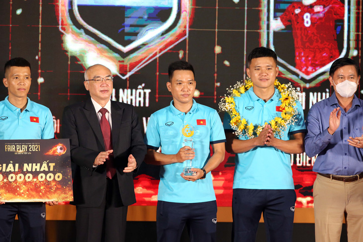 Đội tuyển futsal Việt Nam thắng giải Fair Play 2021 - Ảnh 1.