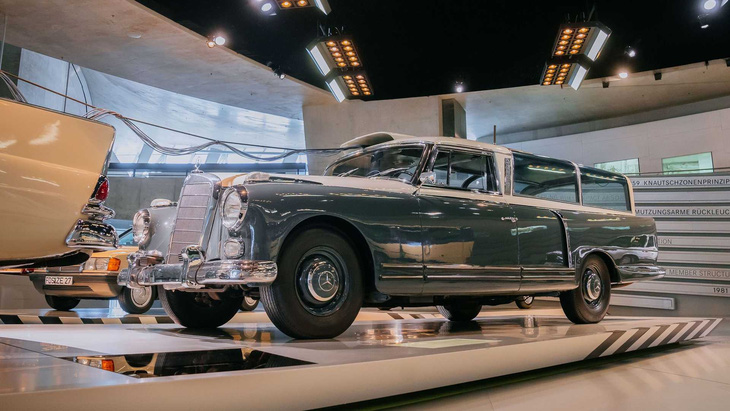 Thử xe như Mercedes-Benz 60 năm trước: Làm hẳn xe xịn để thu thập dữ liệu - Ảnh 1.