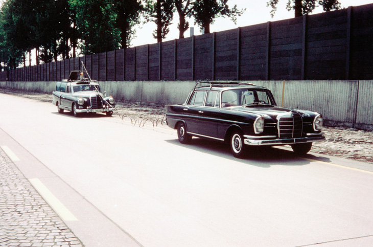 Thử xe như Mercedes-Benz 60 năm trước: Làm hẳn xe xịn để thu thập dữ liệu - Ảnh 3.