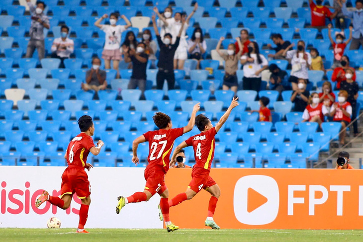 Đánh bại U23 Thái Lan, U23 Việt Nam lần đầu vô địch U23 Đông Nam Á - Ảnh 2.