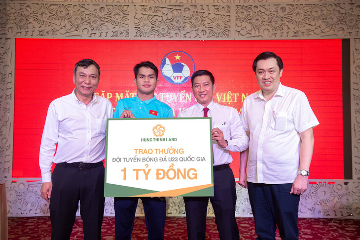 Lễ mừng công U23 Việt Nam vô địch Đông Nam Á 2022: Ngắn gọn nhưng ấm lòng - Ảnh 5.