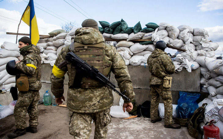Nga tuyên bố thống trị không phận Ukraine, Mỹ nói Nga chưa chiếm được thành phố nào