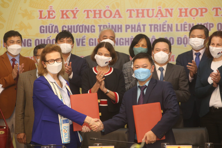 UNDP cam kết hỗ trợ Việt Nam giảm nghèo - Ảnh 1.