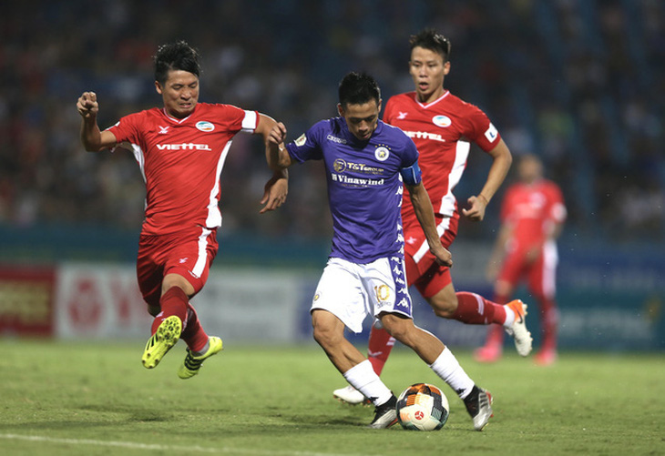 Trận đấu giữa Viettel - Hà Nội bị hoãn vì cả 4 thủ môn của Hà Nội dương tính với COVID-19 - Ảnh 1.