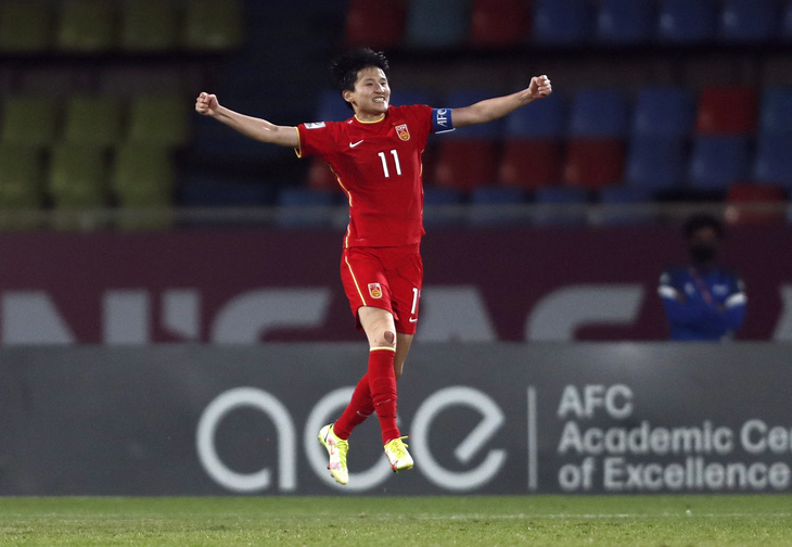 Gỡ hòa 2-2 phút 119, tuyển nữ Trung Quốc thắng Nhật ở loạt sút 11m vào chung kết - Ảnh 4.