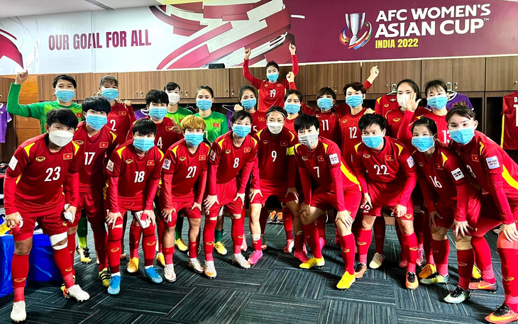 Đội tuyển nữ Việt Nam được thưởng nóng 3 tỉ đồng sau khi giành vé đến World Cup - Ảnh 1.