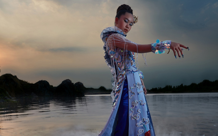 Phương Hồ quảng bá văn hóa, cảnh sắc Việt Nam ra quốc tế qua trang phục dân tộc