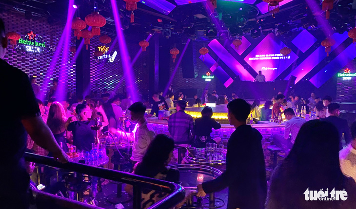 Nghệ An: Nhiều quán bar, pub, karaoke mở lại dưới tên nhà hàng - Ảnh 3.
