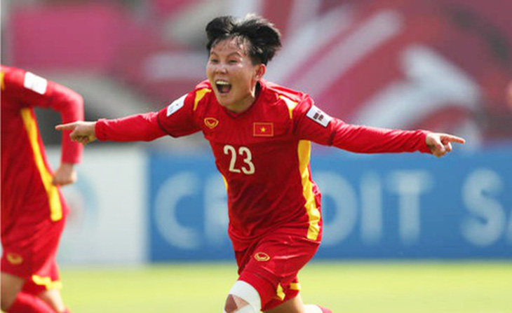 Bích Thùy: ‘Lần đầu khoác áo đội tuyển nữ quốc gia Việt Nam cũng là ngày ba mất’ - Ảnh 1.