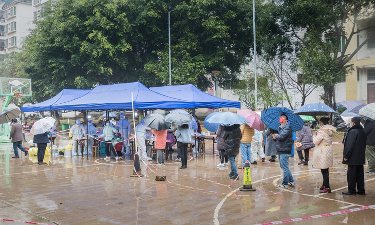 Trung Quốc phong tỏa thành phố sát Việt Nam khiến giá nhôm lên mức cao nhất 14 năm - Ảnh 1.