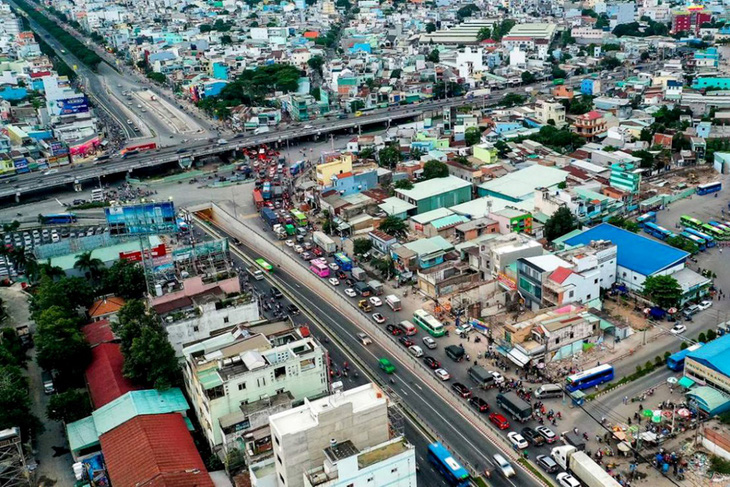 Đất nền Tây Sài Gòn dự báo chiếm sóng năm 2022 - Ảnh 3.